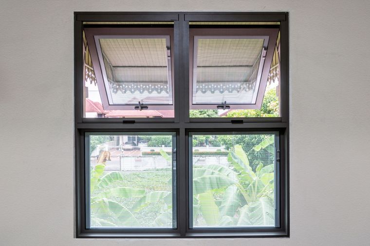 รีวิวการใช้งานจริง บานประตู-หน้าต่าง "นวัตกรรมระบบมูลี่ในกระจก DES" โครงการหมู่บ้านปรีชา ภาพประกอบ