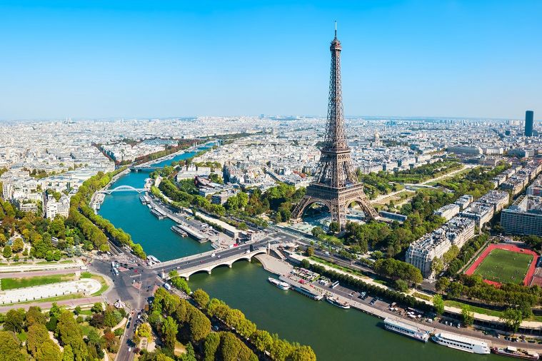 Eiffel Tower ในยุคปัจจุบัน โดดเด่นเป็นสง่าใจกลางกรุงปารีส

รูปภาพประกอบจาก&nbsp;www.th.hotels.com
