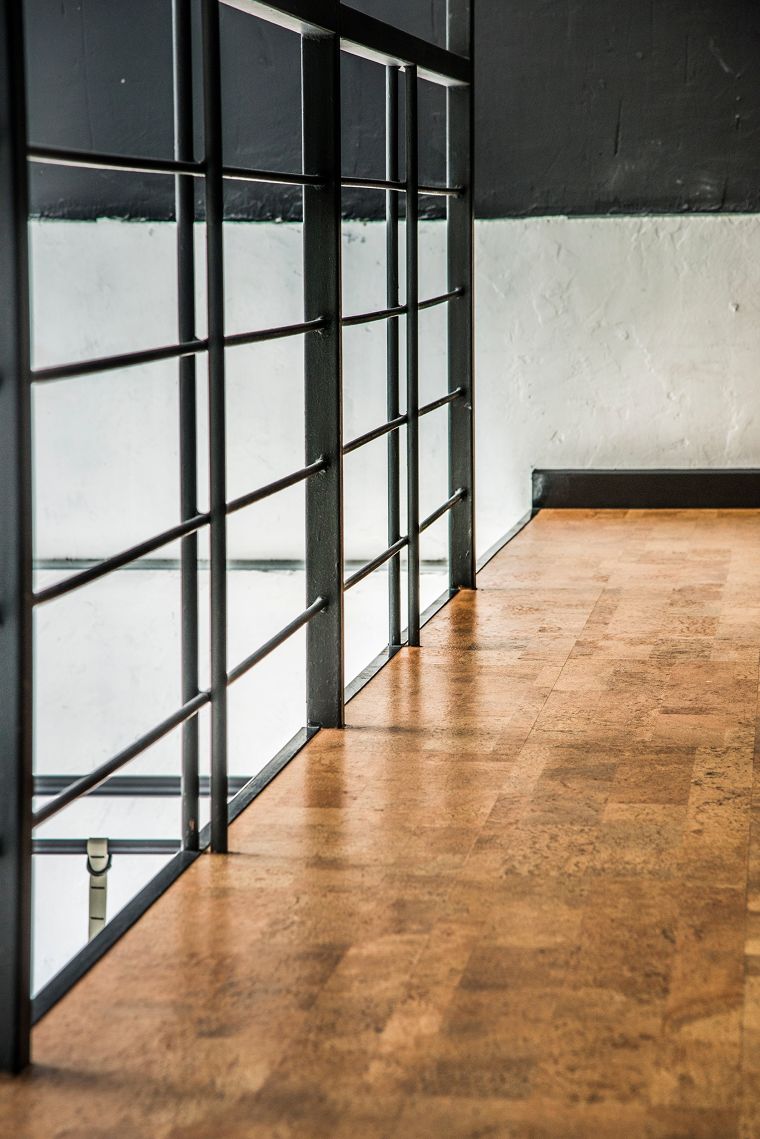 พื้นไม้คอร์ก (Cork Flooring) วัสดุปูพื้นเพื่อสุขภาพ ช่วยเรื่องปรับอุณหภูมิให้เหมาะสมกับผู้สูงอายุ ภาพประกอบ