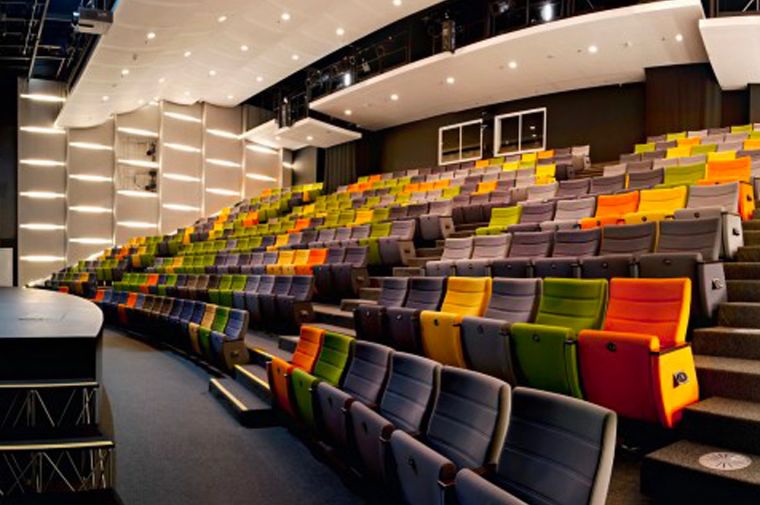 Ferco Auditorium Seating by Teo Hong Silom

International School Bangkok

Model: ARC VIP
