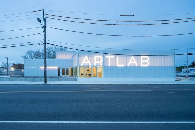 “Artlab” อาคารที่เรืองแสงในยามค่ำคืน ศูนย์รวม community สำหรับคนรักงานศิลปะจากมหาวิทยาลัย Harvard ภาพประกอบ