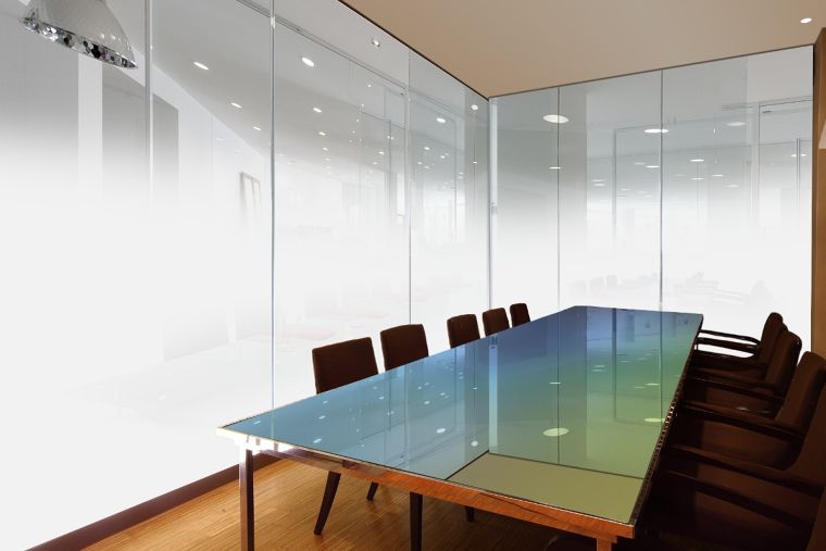 ตกแต่งท็อปโต๊ะยาวภายในห้องประชุมให้สวยงามอย่างมีสไตล์ ด้วยวัสดุกระจก "Picxelglas Gradation"  ภาพประกอบ