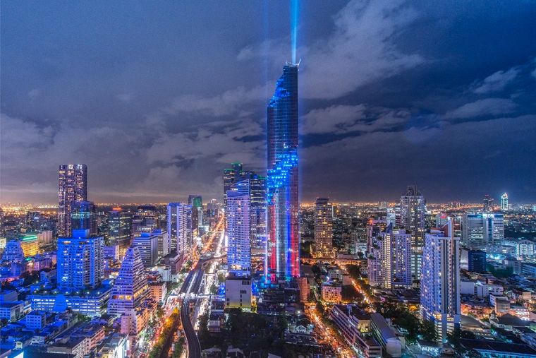 Project :&nbsp;Mahanakhon Bangkok Risingการฉายแสงไปที่ตึกจะล้อไปกับแนวพิกเซลที่โอบล้อมตัวอาคาร เพื่อให้มองเห็นได้จากทั่วทุกมุมของกรุงเทพ&nbsp;